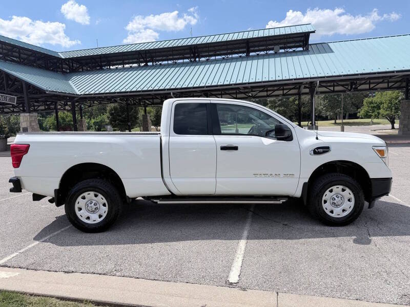 nissan titan xd 2018 1N6AA1C37JN507413 image nissan titan xd 2018 1N6AA1C37JN507413 image